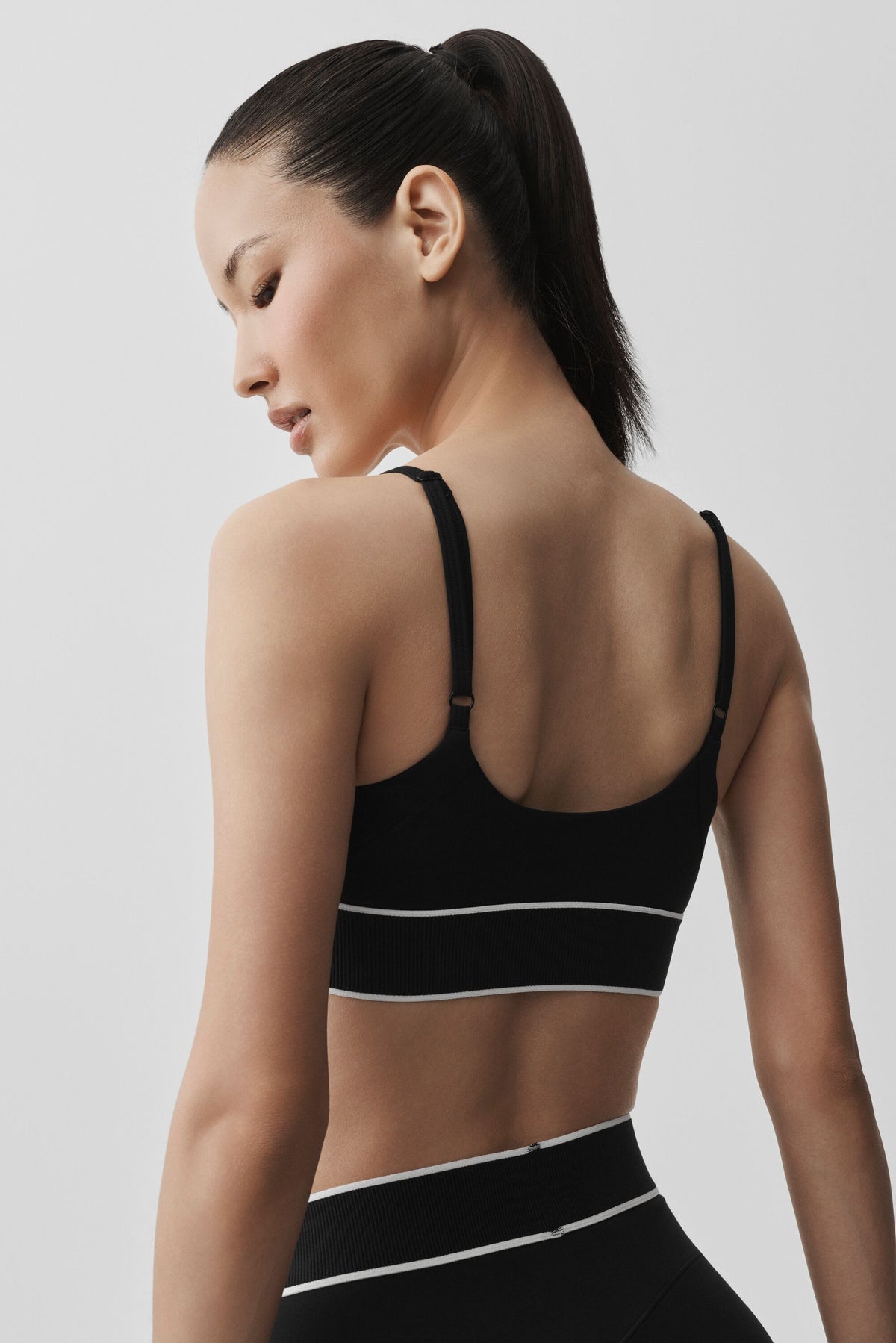 Softsculpt Amp It Up Top - Schwarz